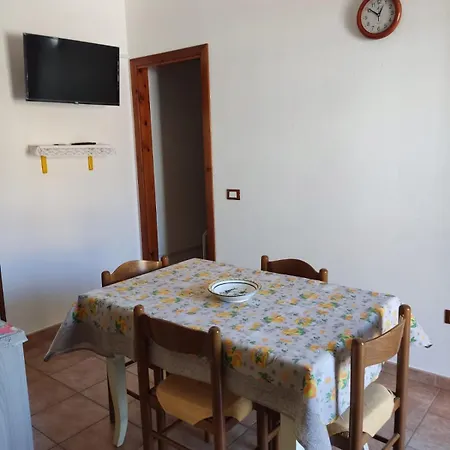 Arcu E Chelu Apartment *
