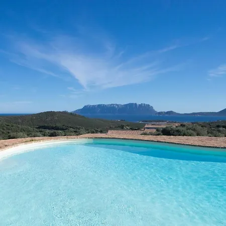Arcu E Chelu Villa Golfo Aranci